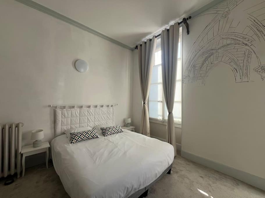 La Demeure De Margot - 24 Couchages Villa Villeneuve-sur-Yonne Exterior photo