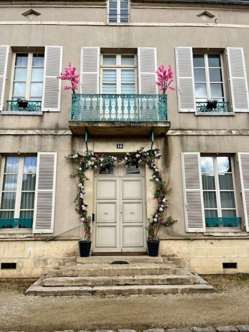 La Demeure De Margot - 24 Couchages Villa Villeneuve-sur-Yonne Exterior photo